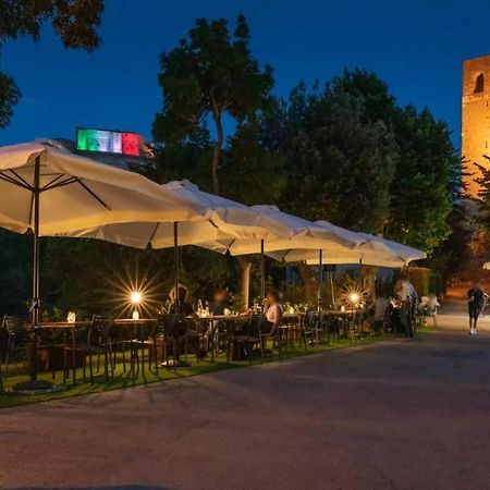 Affittacamere Arcobaleno San Leo Zewnętrze zdjęcie